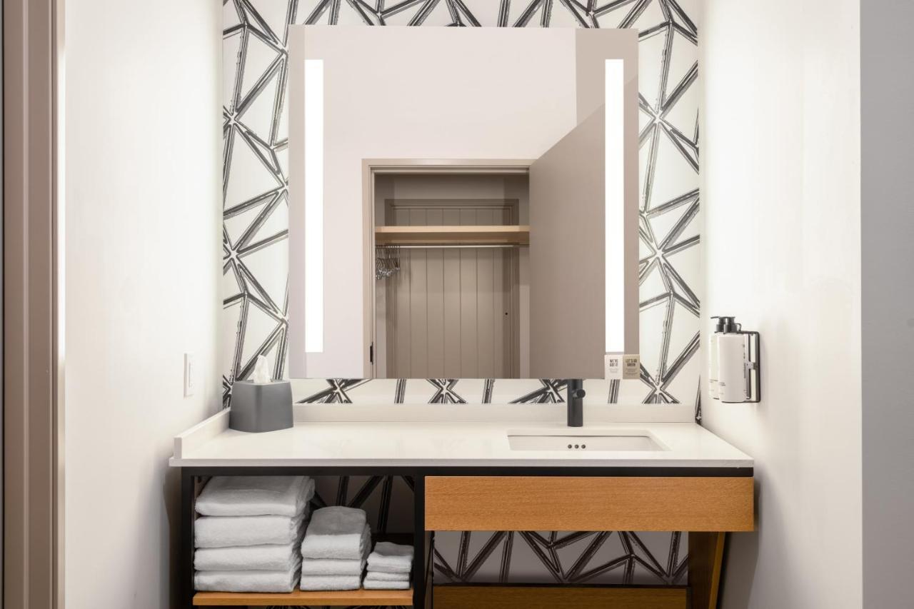 Atwell Suites - Denver Airport Tower Road By Ihg Ngoại thất bức ảnh