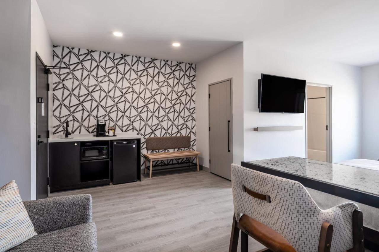 Atwell Suites - Denver Airport Tower Road By Ihg Ngoại thất bức ảnh