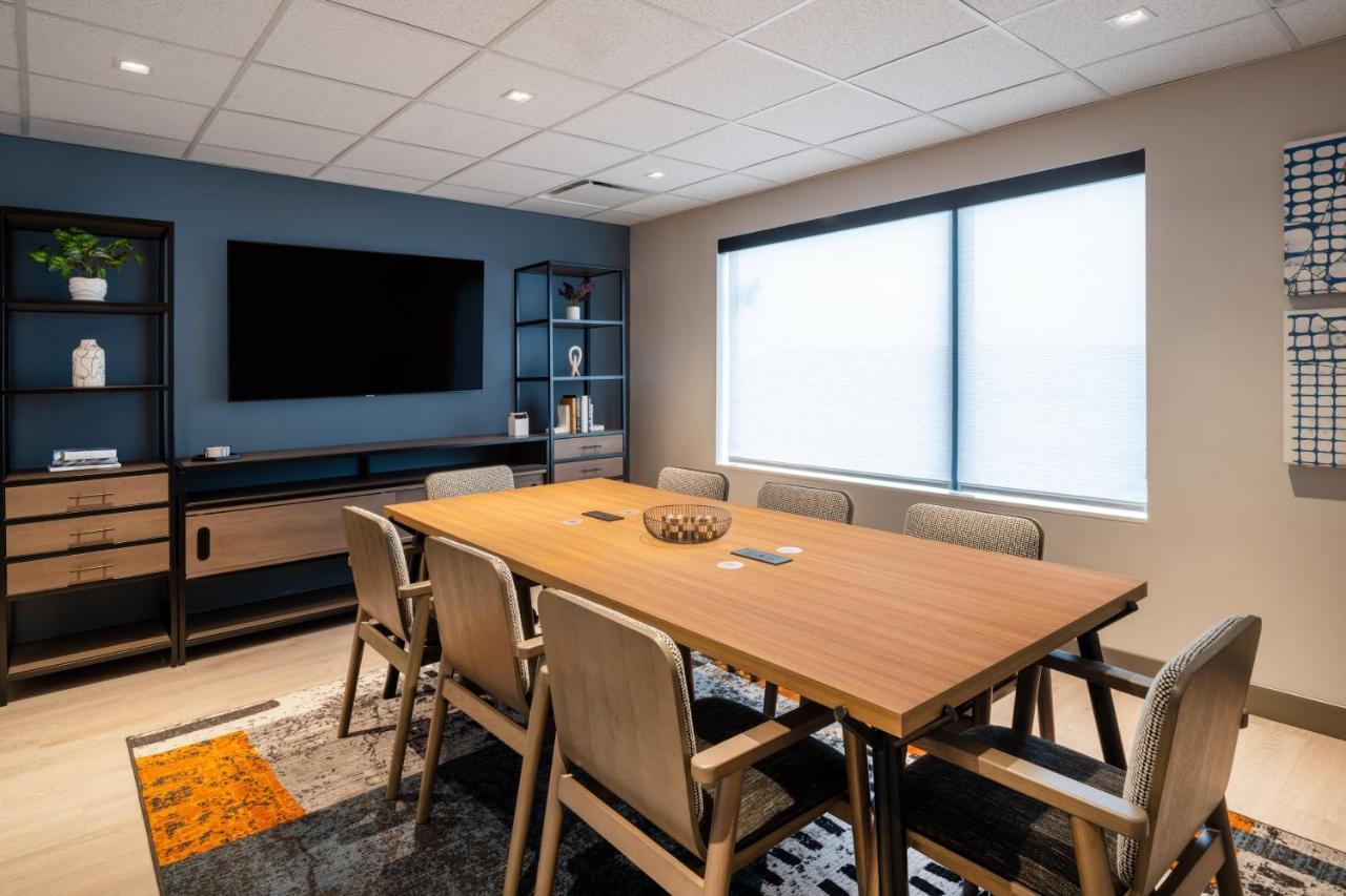 Atwell Suites - Denver Airport Tower Road By Ihg Ngoại thất bức ảnh