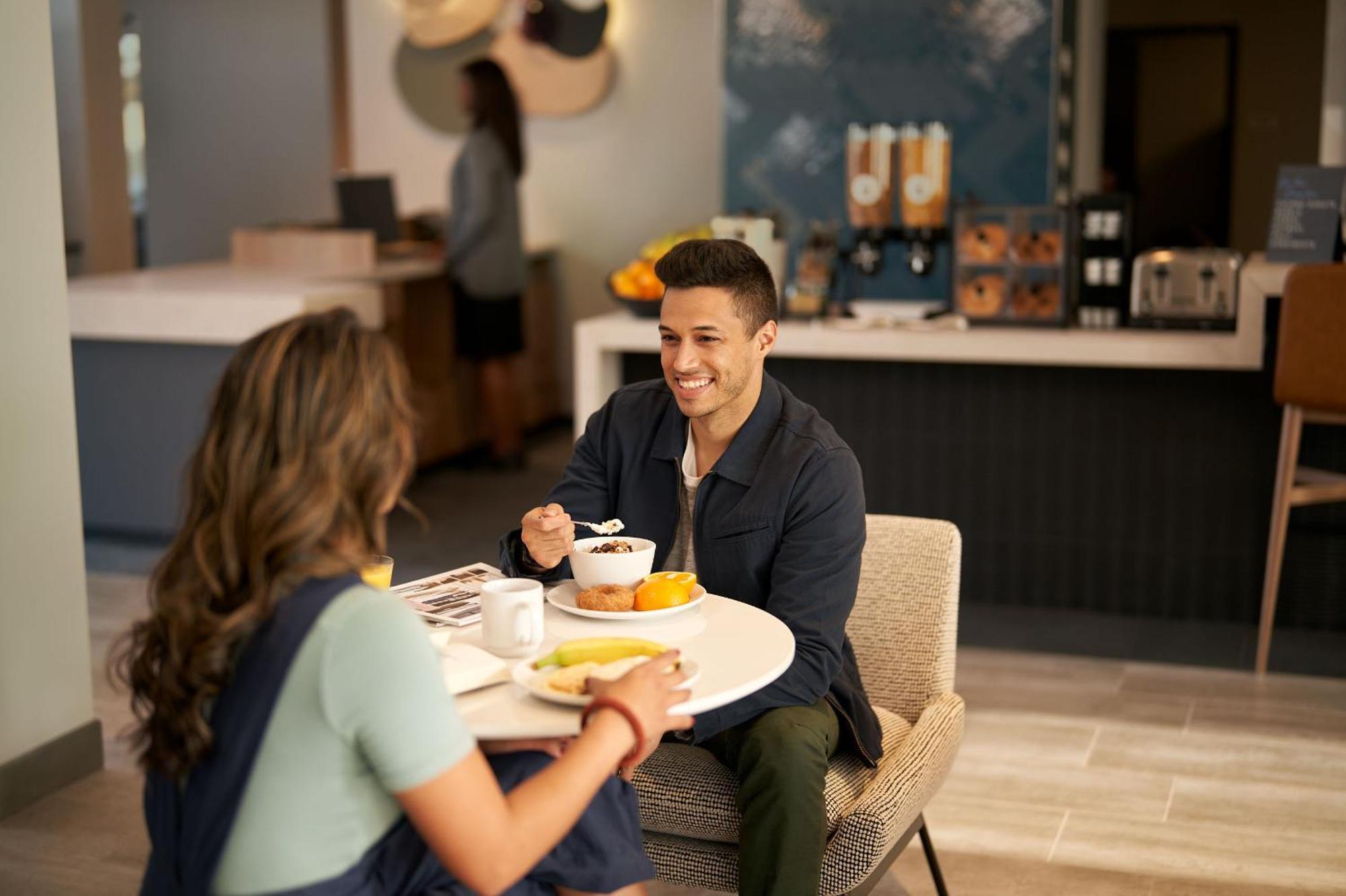 Atwell Suites - Denver Airport Tower Road By Ihg Ngoại thất bức ảnh